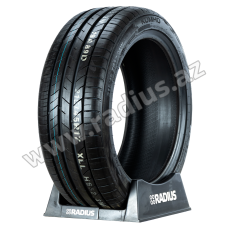 Ecsta HS52 215/45 R17